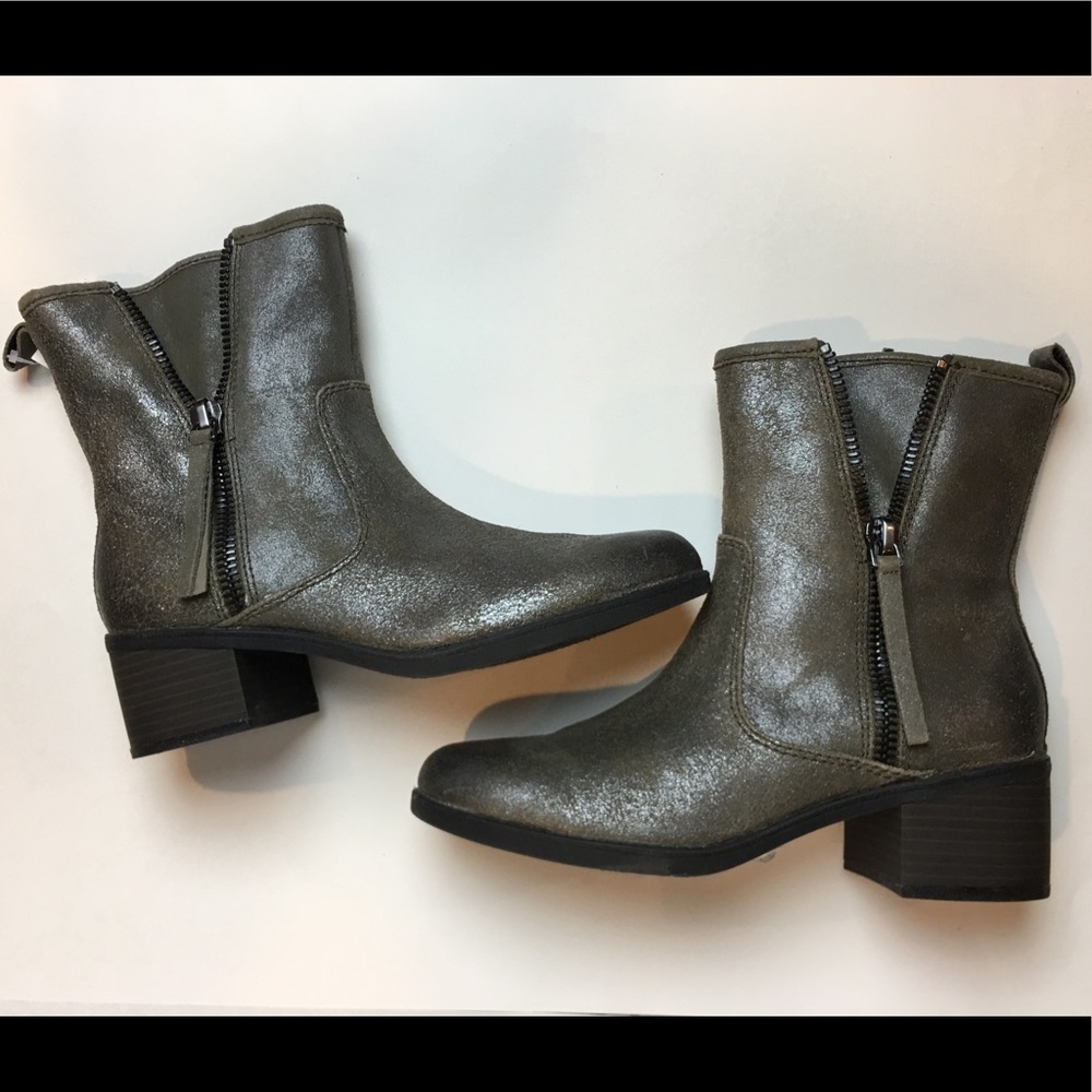 NWOB Clark’s Nevella Devon leather Moto Boots